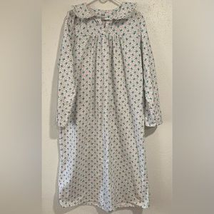 Bernette - calico print- 100% cotton- retro - size 3X ( runs small) Night Gown